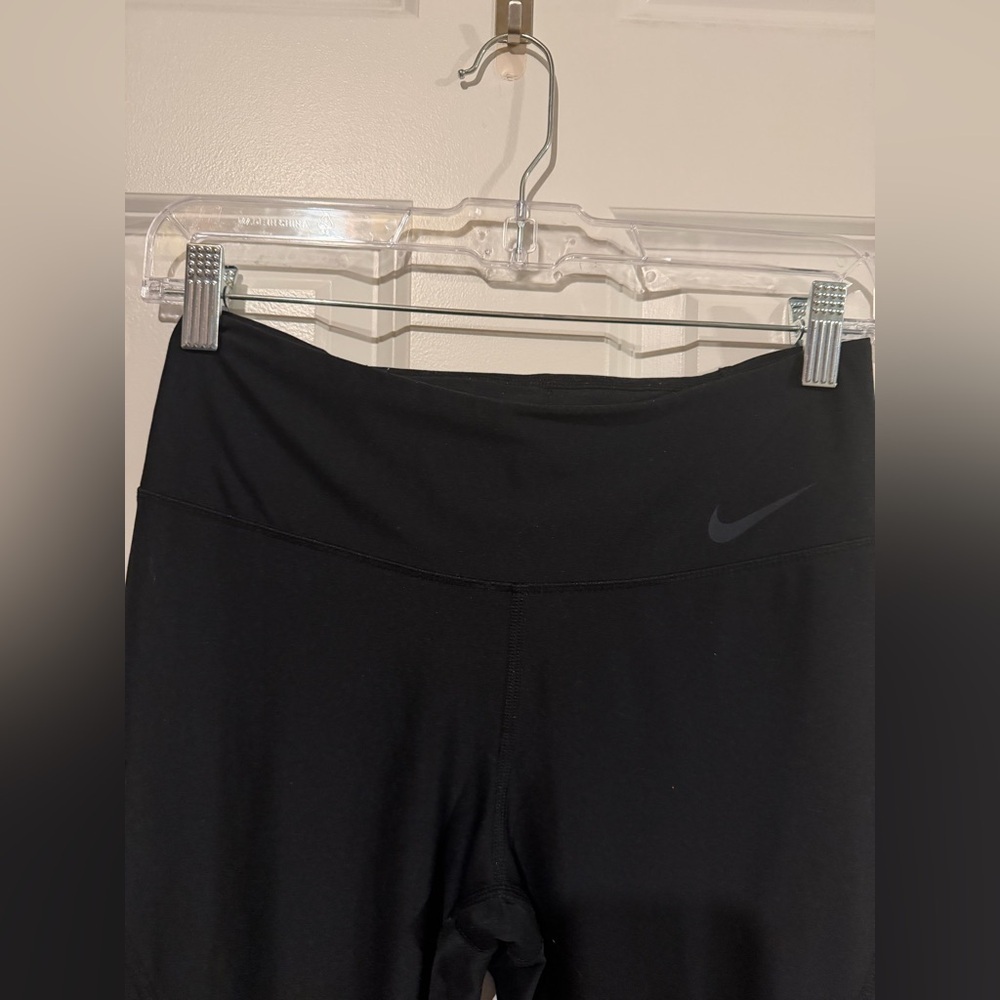 Black Nike Dri-Fit Leggings - Picture 2 of 5